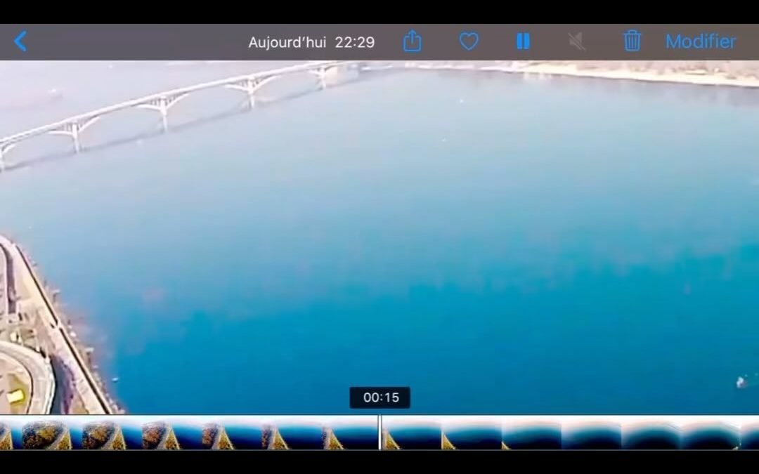 UAP underwater at Kiev Bridge